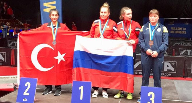 Özel sporcu Ebru Acer, Avrupa ikincisi oldu
