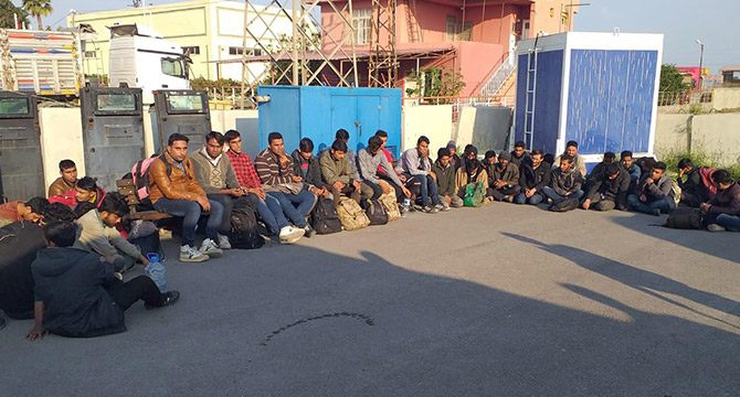 Adana'da 81 kaçak göçmen yakalandı