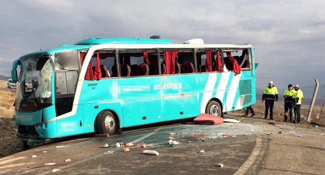 Çankırı'da otobüs kazası: 34 yaralı
