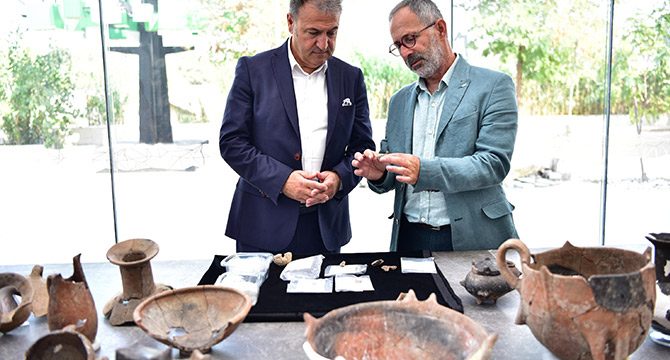 Höyükte 8 bin 500 yıl öncesine ait deniz ürünleri buluntuları