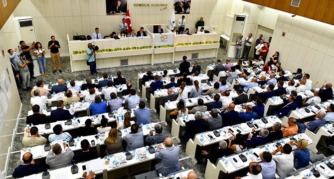İzmir Büyükşehir Belediyesi Meclisi'nden Barış Pınarı Harekatı'na destek