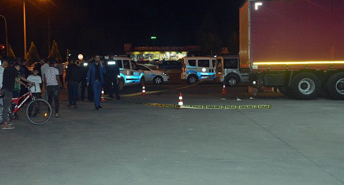 Kazanın ardından kavga çıktı, baba ve oğlu yaralandı