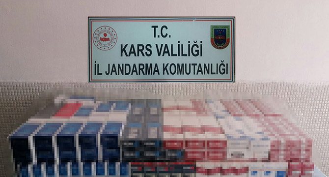 Meyve, sebze kasalarından kaçak sigara çıktı