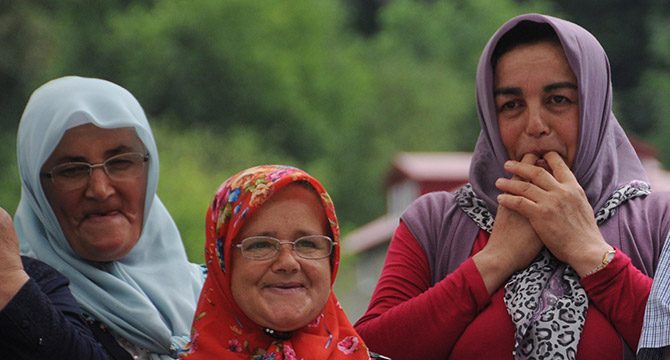 'Kuş dili' ile İstiklal Marşı okuyorlar