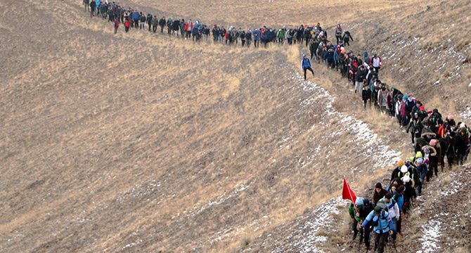 Palandöken'in zirvesine 'Cumhuriyet Tırmanışı'