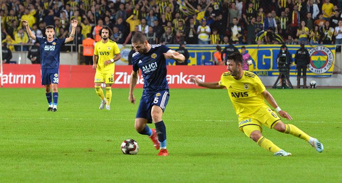 Fenerbahçe yerlilerle kazandı