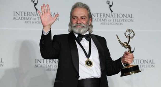 Haluk Bilginer’e Emmy’de “en iyi erkek oyuncu” ödülü
