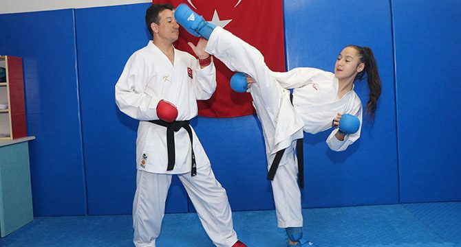 Dünya şampiyonu karateci Müşerref'in hedefi; zirvedeki yerini korumak