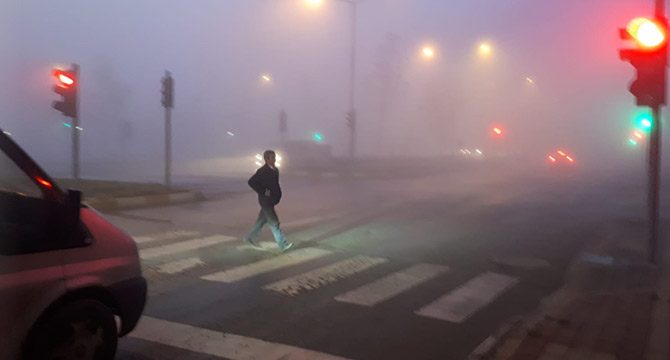 Çanakkale Boğazı, yoğun sis nedeniyle transit gemi geçişlerine kapatıldı