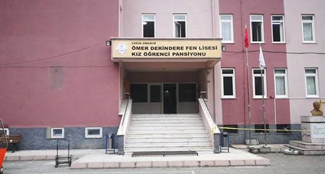 Çorum'da kız öğrenci yurdunda zehirlenme: 105 kişi hastaneye kaldırıldı