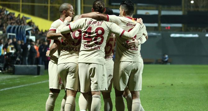 Galatasaray farklı kazandı