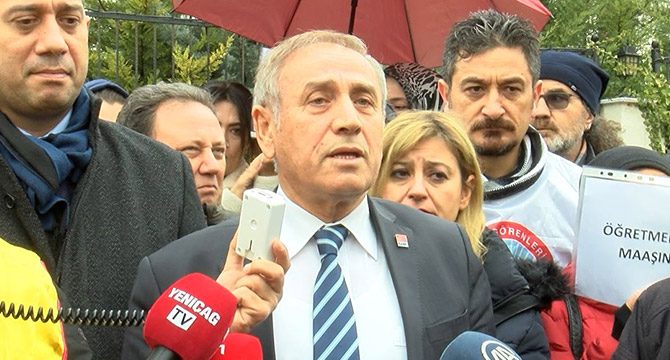 CHP'li Kaya, öğretmen ücretlerinin ödenmediği okulun yönetimiyle görüştü