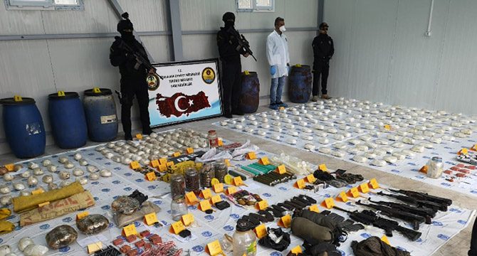 Diyarbakır'daki PKK operasyonunda 21 tutuklama