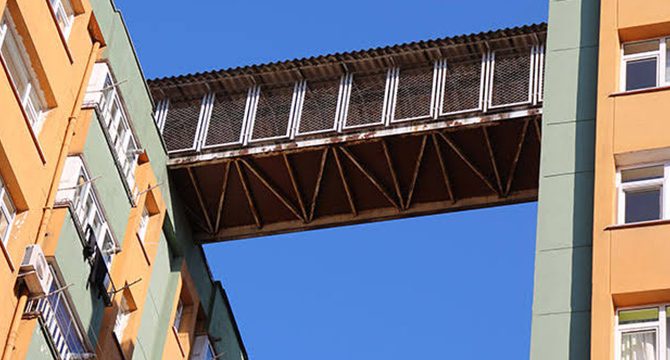 Binalar arasında 'komşuluk' köprüsü