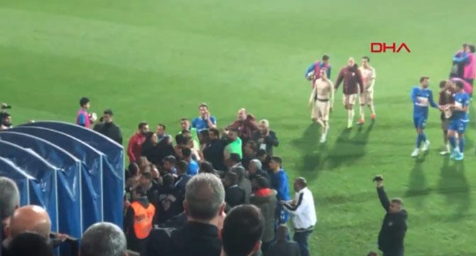 Tuzlaspor - Galatasaray maçında gerginlik