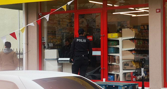 Ümraniye'de silahlı market soygunu