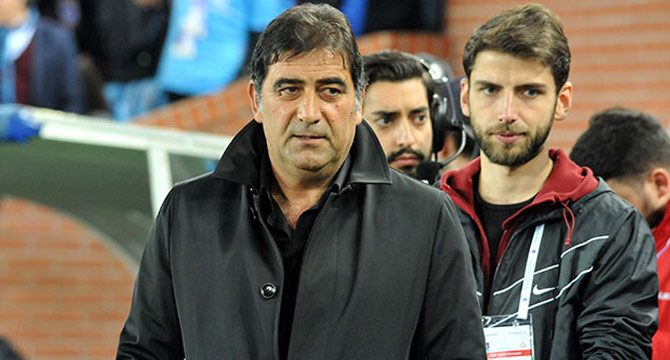 'Çok daha iyi oyunla sonuç alan bir Trabzonspor olacak'