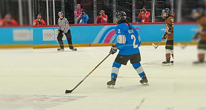 Milli buz hokeyci Sidre Özer, bronz madalya kazandı