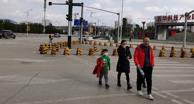 'Koronavirüs'ün ortaya çıktığı kentte yaşayan Türk oyuncu konuştu