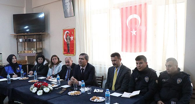 Göçmen kaçakçılarına 9 yıl hapis cezası geldi
