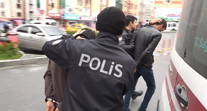 Esenyurt'ta genç kızlara taciz iddiası