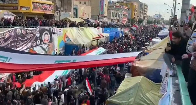 Irak´taki protestolarda ABD ve İran karşıtı sloganlar atıldı