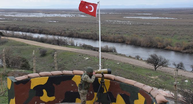 Mehmetçik yeni yıla böyle girdi