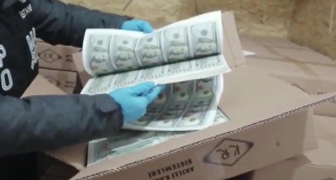 İstanbul'da sahte dolar operasyonu