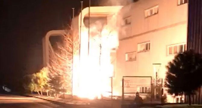 Stadyumda doğal gaz tankı patladı
