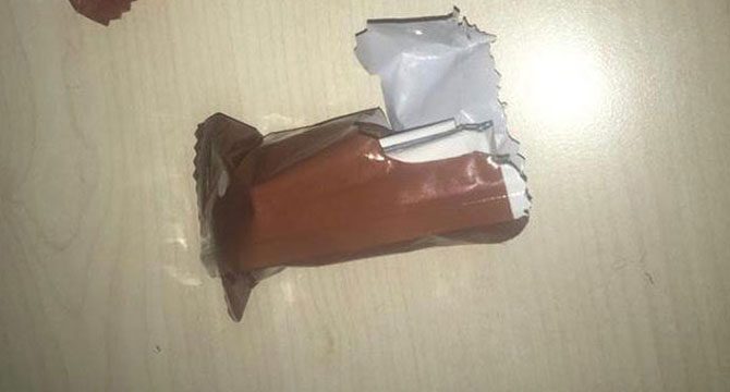 Otobüste yolcunun kek paketinden uyuşturucu çıktı