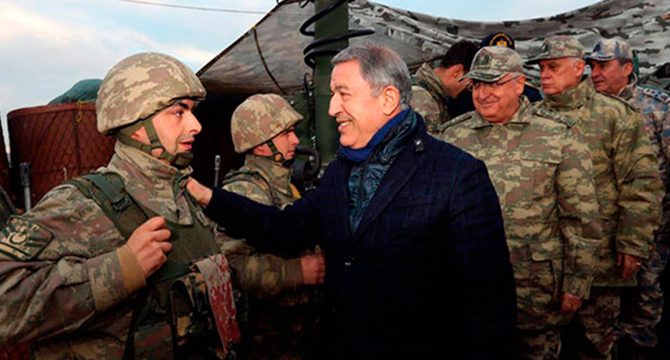Bakan Akar ve komutanlar, Suriye sınırında