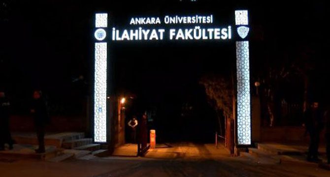 Ankara Üniversitesi İlahiyat Fakültesi'nde yangın