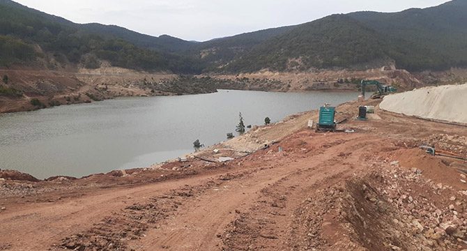Bahadır Barajı'ndaki su, tehlike seviyesinin altına indi