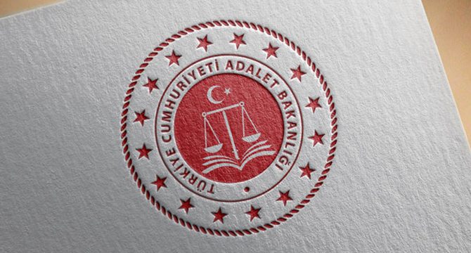 Hakim ve savcı adaylığı mülakatları ertelendi