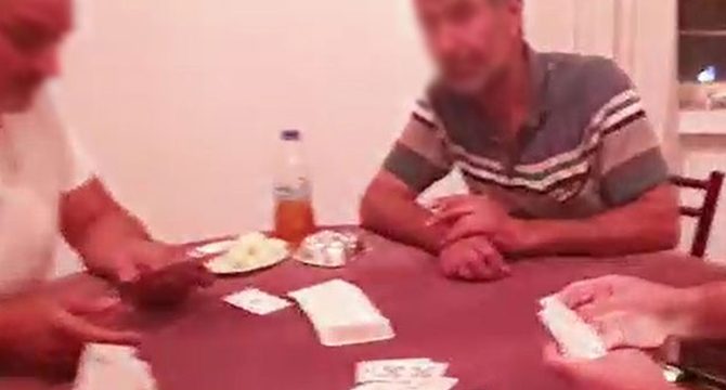 Kumar oynarken yakalandılar, 57 bin lira para cezası uygulandı