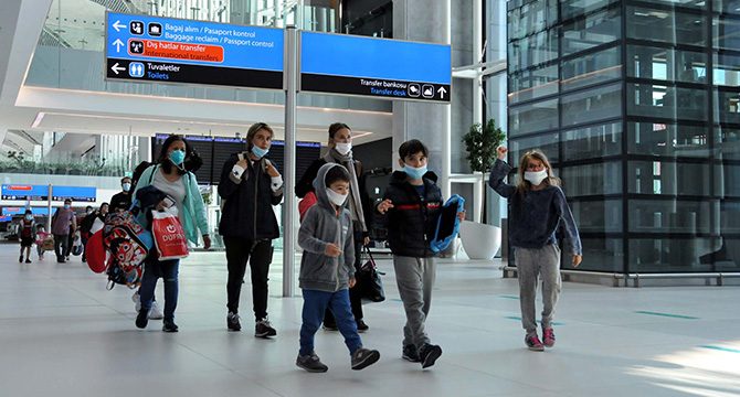 ABD'deki 295 Türk yolcu tahliye uçağıyla İstanbul'a geldi
