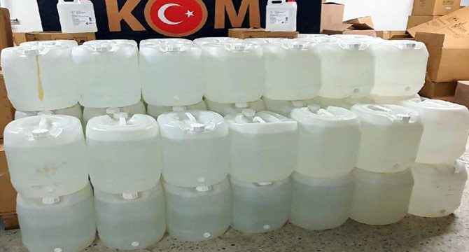 Ankara'da, bin 280 litre etil alkol ele geçirildi