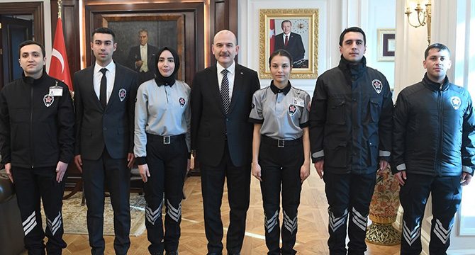 Kamudaki özel güvenliklere tek tip üniforma