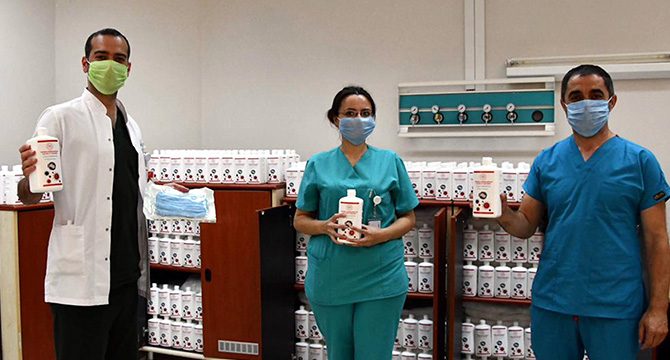 Devlet hastanesi, kendi dezenfektanını üretiyor
