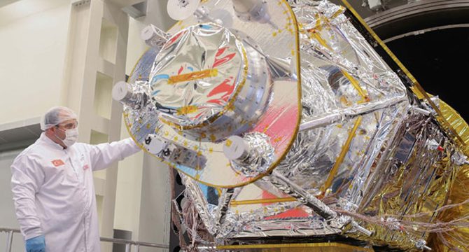 Yerli ve milli ilk yer gözlem uydusu 'İmece' gelecek yıl uzaya fırlatılacak
