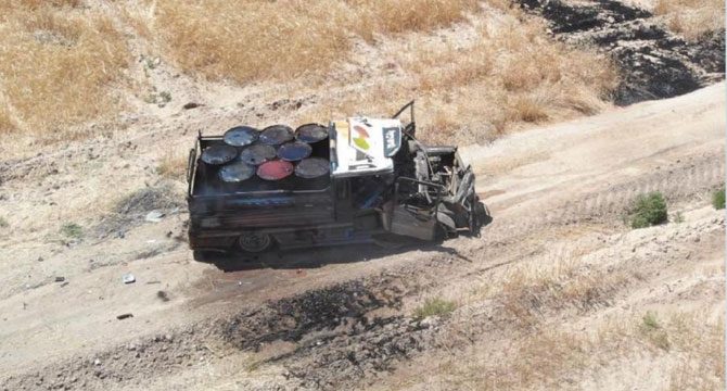 MSB: Komandolar bomba yüklü kamyoneti vurarak durdurdu