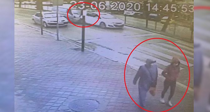 Anne ile kızı, kazadan saniyelerle kurtuldu