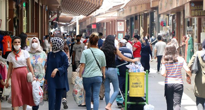 Gaziantep Valisi Gül: Şehrimizdeki vaka artışı tehlikeli boyuta ulaşıyor