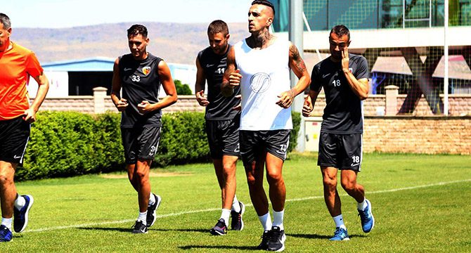 Hes Kablo Kayserispor'da Çaykur Rizespor maçı hazırlıkları başladı