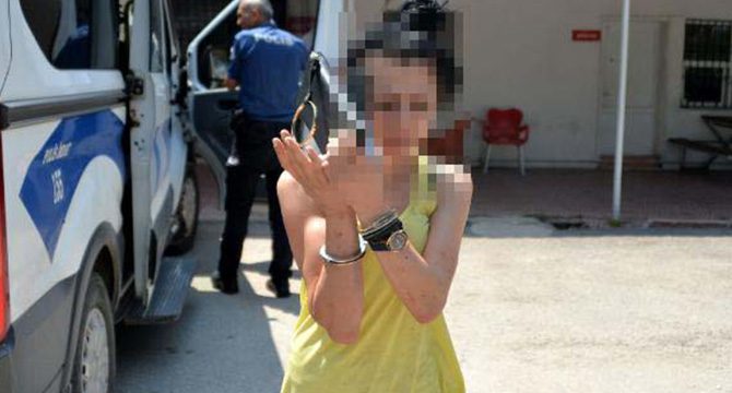 Sahte altın satarken yakalanan kadına 1 yıl 3 ay hapis cezası