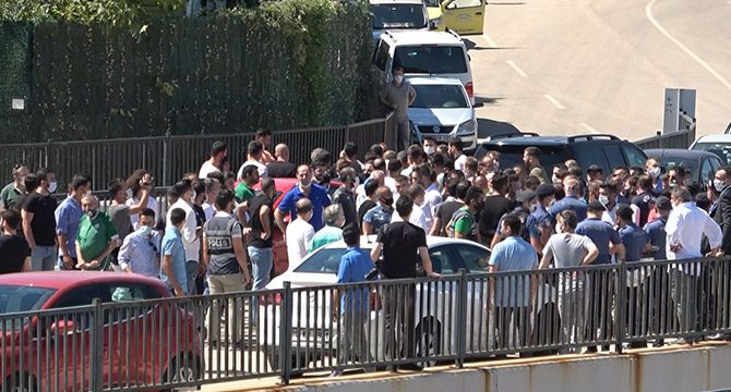 Bursaspor'da çoğunluk sağlanamadı, kongre 30 Ağustos'a ertelendi