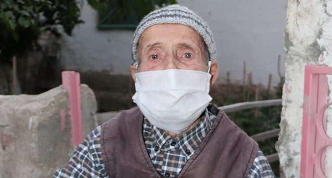 90 yaşında koronavirüsü yendi