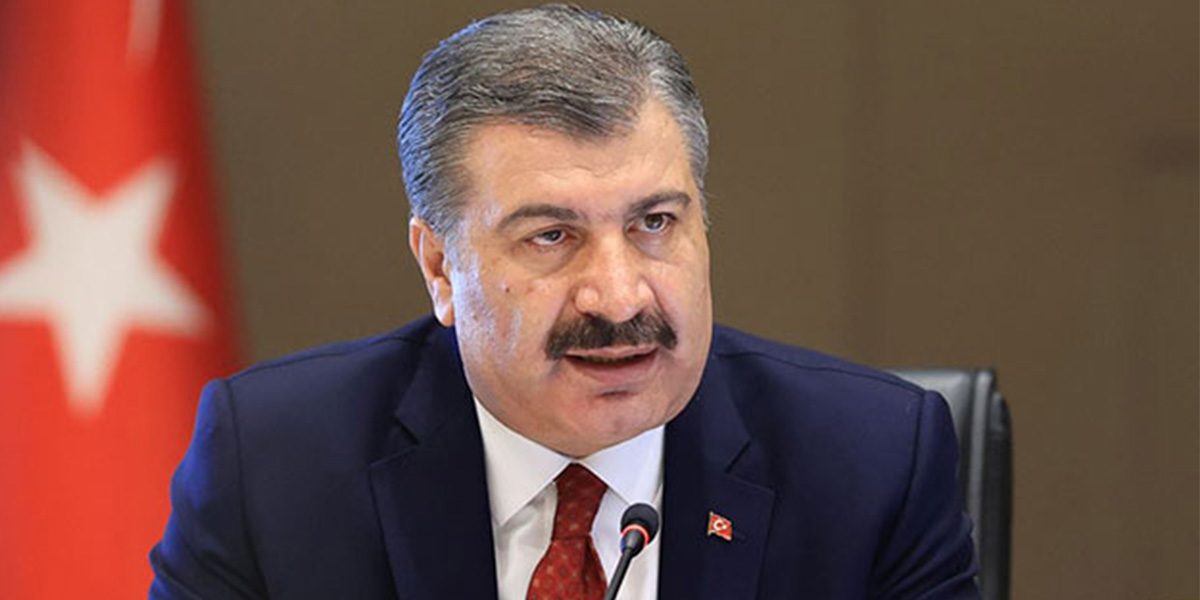 Bakan Koca'dan tatilcilere uyarı: Birinci dalga sahillere indi