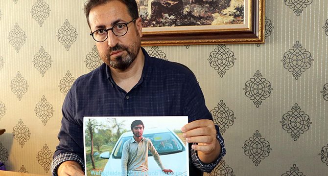 Yakınlarından haber alamayan Afgan ve Pakistanlı aileler Van Barosu'na ulaşmaya devam ediyor