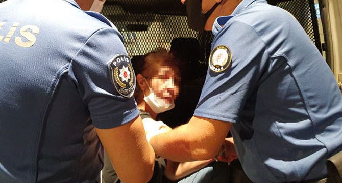 Hasta yakınına hastane önünde silah çeken kadın, gözaltına alındı